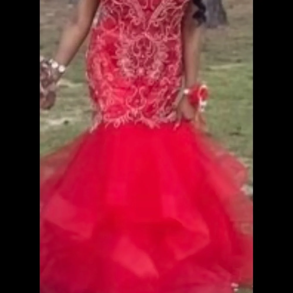 Prom - Picture 3 of 7